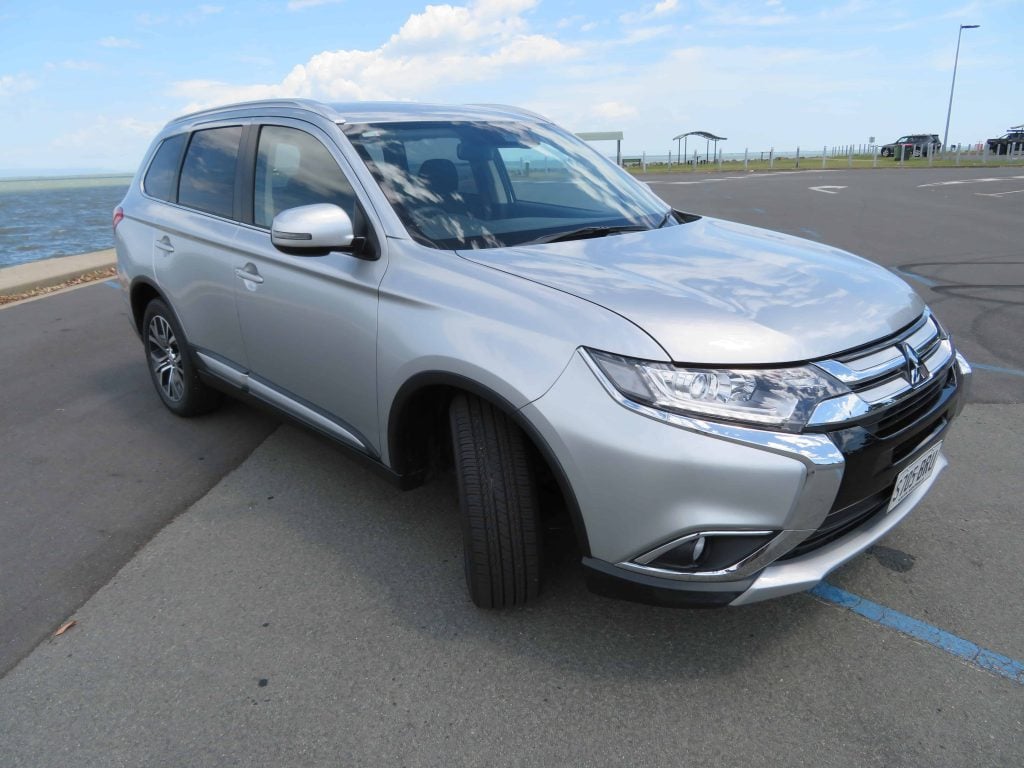 Mitsubishi Outlander LS