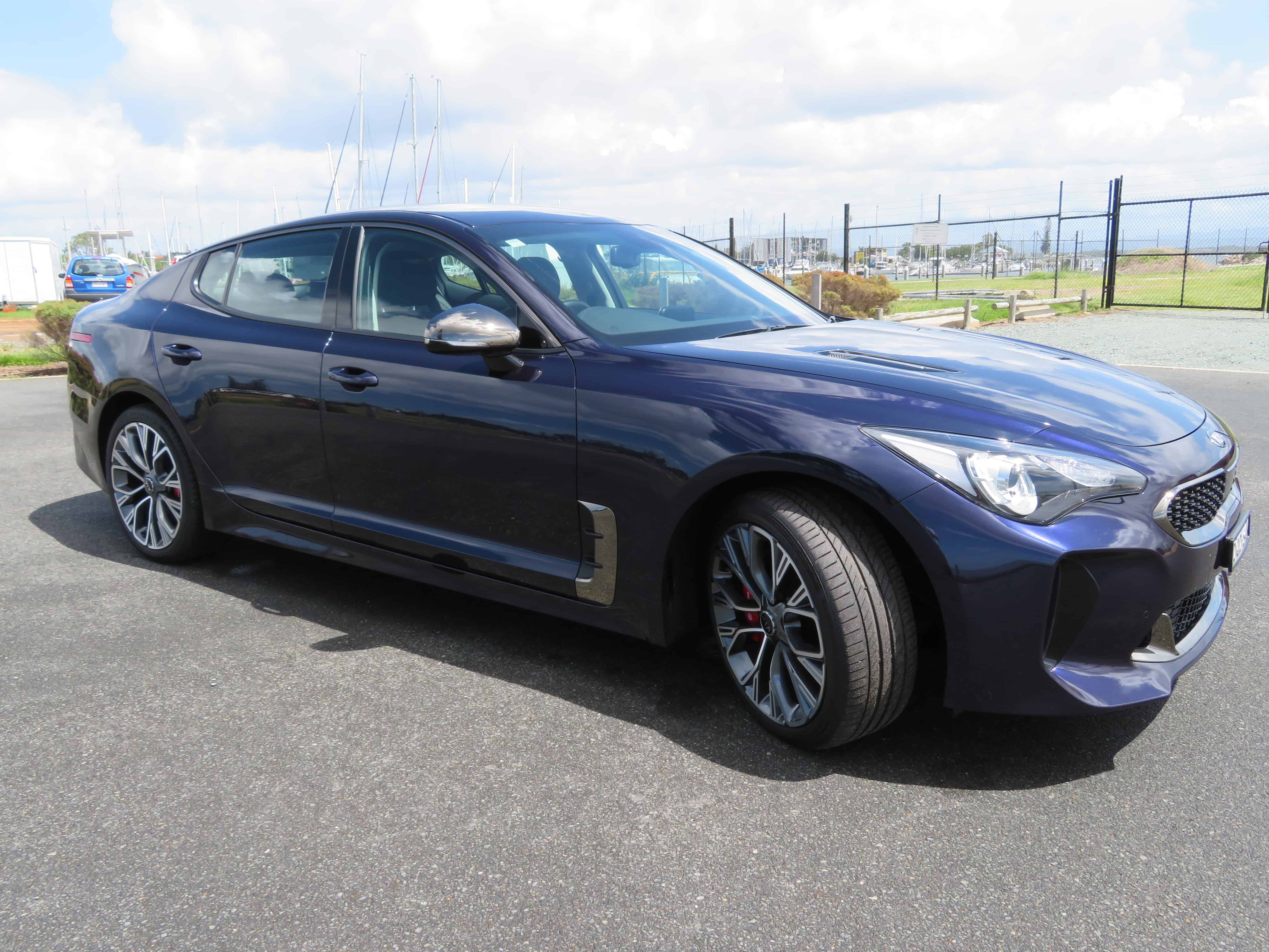Kia Stinger 330Si