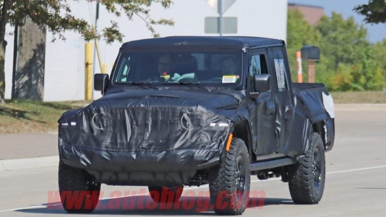 Jeep Wrangler Gladiator Revealed Prior to LA Motor Show