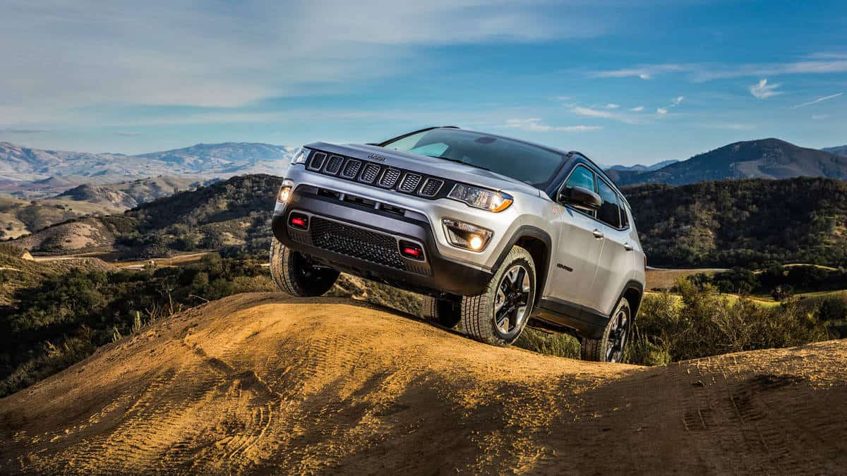 JEEP COMPASS TRAILHAWK ESSENTIALS
