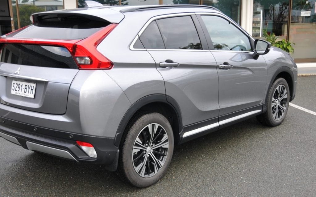 Car Review 2019 Mitsubishi Eclipse Cross LS – Why Should You Buy?