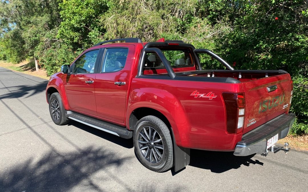 Isuzu D-Max LS-T 4WD Dual Cab Review by The Car Guy