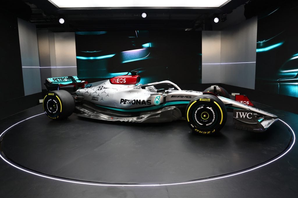 W13