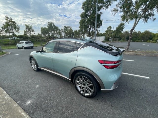 Genesis GV60