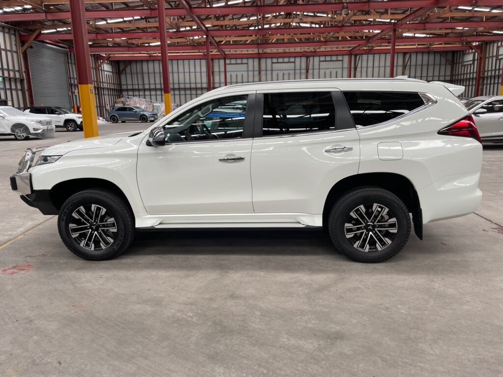 Mitsubishi Pajero Sport