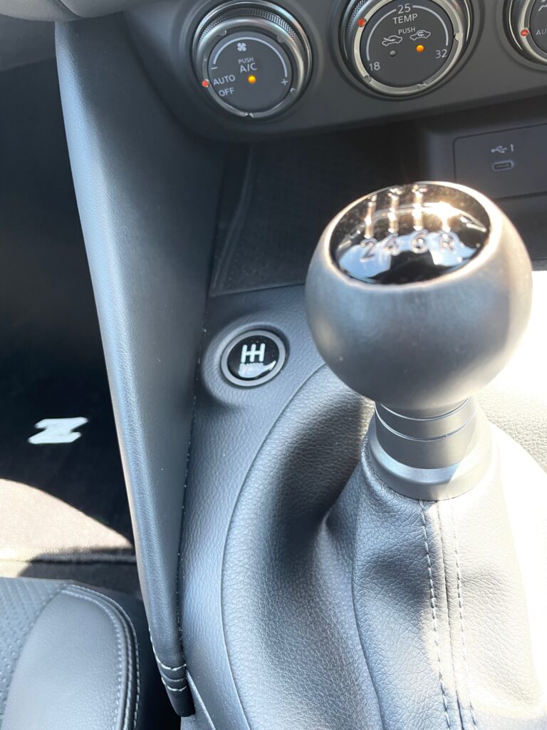 Nissan Z Manual gearbox with rev-matching
