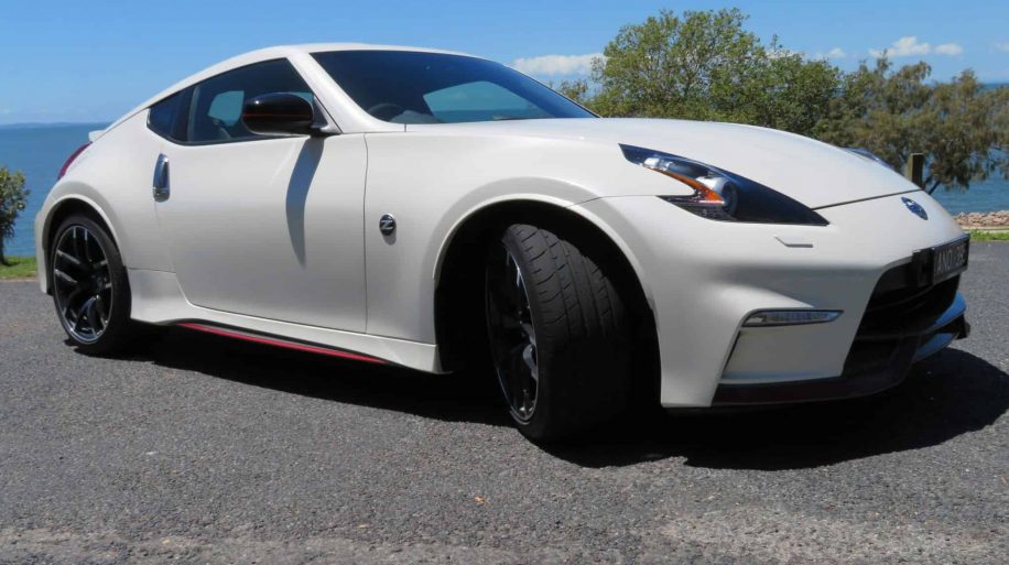 should i buy a 370z